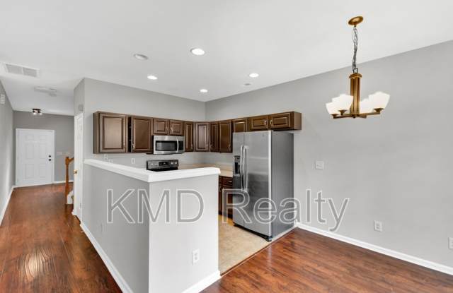 11054 Dixie Hills Drive Gallery 2