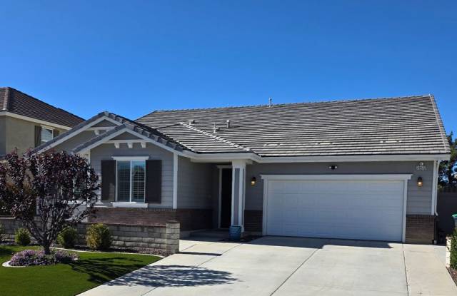 Gorgeous Single Level, 4 Bedroom Pool Home with Solar! - 35633 Capistrano Street, Wildomar, CA 92595