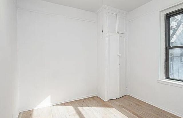 21-48 35th St Gallery 1