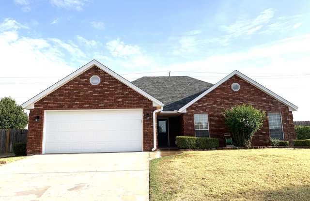 3718 NE Madison Ave., Lawton, OK 73507 Gallery 1
