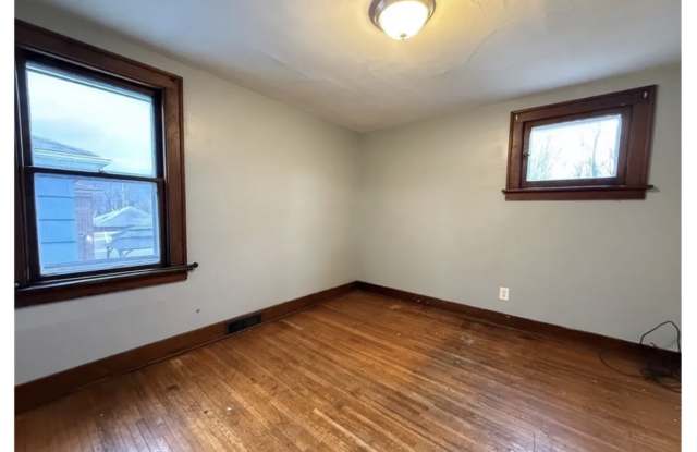 110 Gerald Avenue Gallery 3