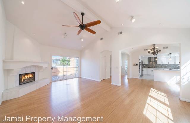 2404 Felton Lane Gallery 4