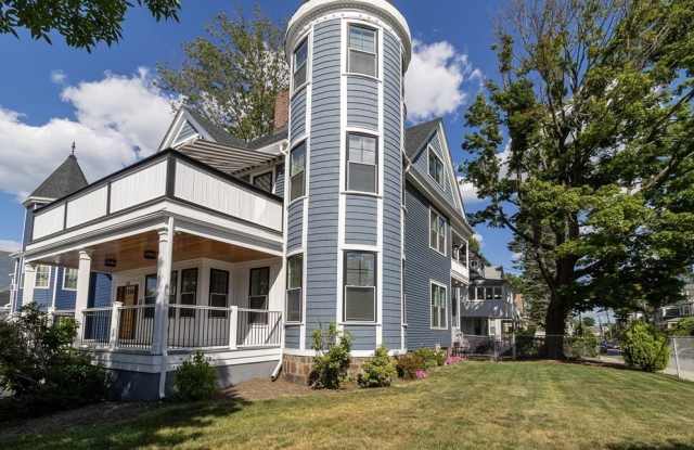 168 Humboldt Avenue 1 photos photos