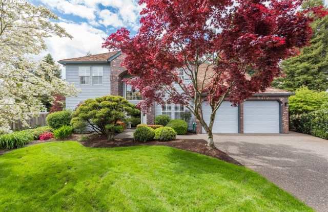 Beautiful West Linn 4 Bedroom Home - An Entertainer's Delight photos photos