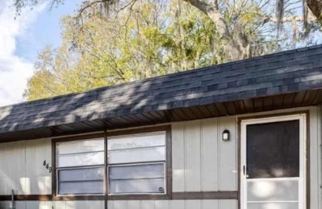 449 Arapahoe Ave - 449 Arapahoe Avenue, Lakeland, FL 33815