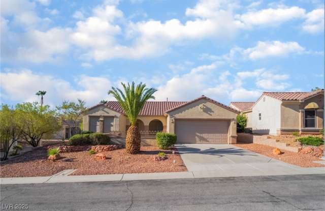 2571 Thatcher Avenue photos photos