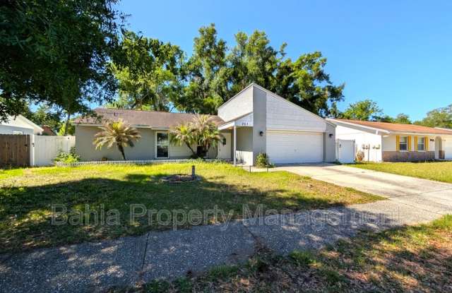 719 Regent Cir S photos photos