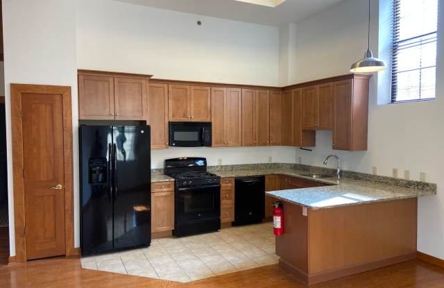 Pine Street Lofts - Residential Gallery 1