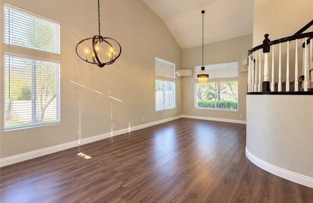 1960 Canyon Breeze Drive Gallery 3