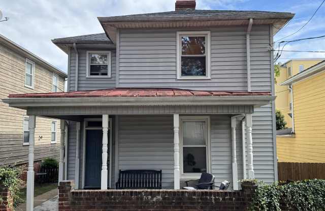 110 NW 7TH ST - 110 7th Street Northwest, Charlottesville, VA 22903