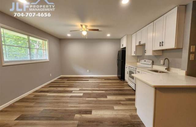 210 North Salisbury Avenue Gallery 4
