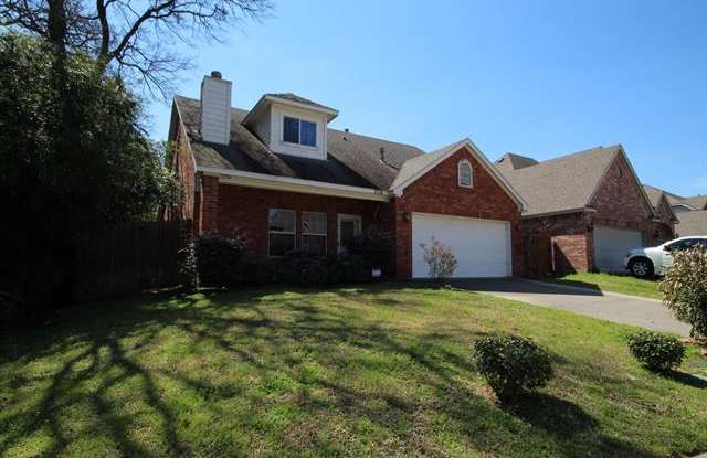 1710 W 8th Street - 1710 West 8th Street, Irving, TX 75060