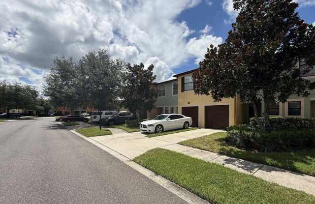 2516 Oleander Lakes Drive Gallery 3