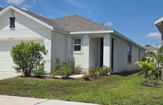 3 bedroom 2 bathroom HOUSE available now! photos photos