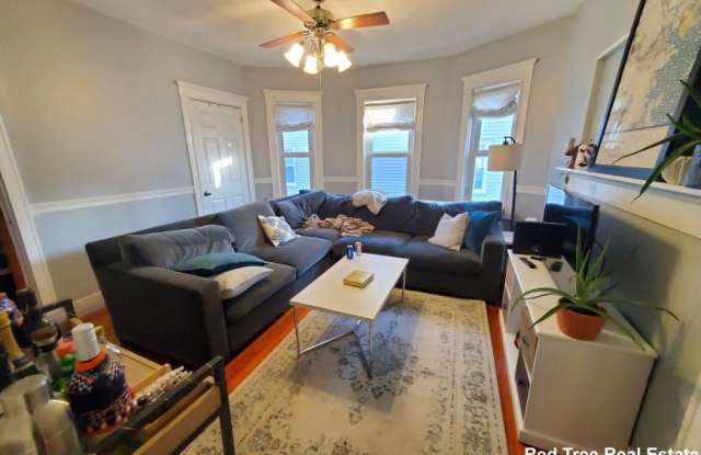 121 Lowell St. photos photos