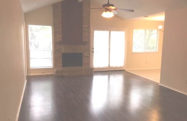 6319 Ridgehurst Gallery 3