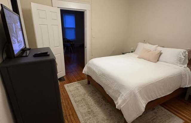 503 S. Race Gallery 3