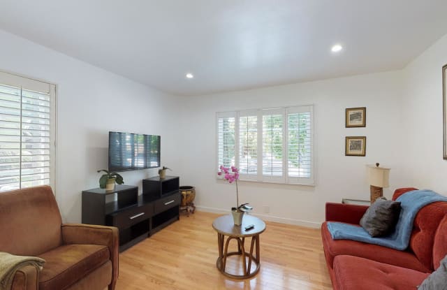 2024 S WEST VIEW ST - 2024 West View Street, Los Angeles, CA 90016