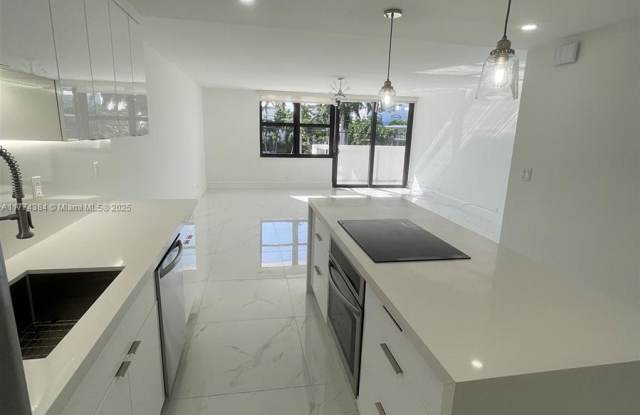 10101 east bay harbor - 10101 East Bay Harbor Drive, Bay Harbor Islands, FL 33154