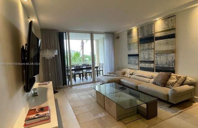 701 Crandon Blvd - 701 Crandon Boulevard, Key Biscayne, FL 33149
