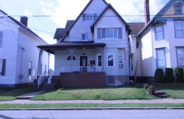 218 Alexander Avenue Gallery 1