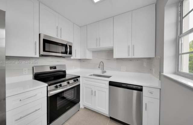 100 E Northampton  E photos photos