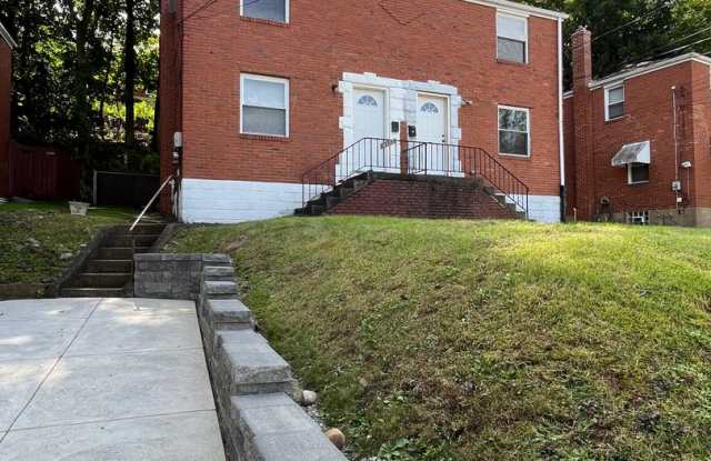 2 Bedroom Duplex in Stanton Heights Gallery 1