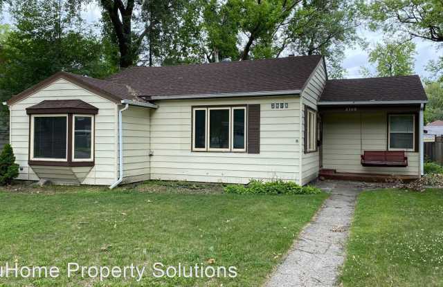 2508 5th Ave N - 2508 5th Avenue North, Grand Forks, ND 58203