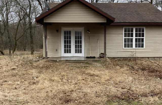 16376 Hamestring Road - 16376 Hamestring Road, Washington County, AR 72704