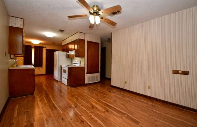 2 Bed 1 Bath Apartment Gallery 4