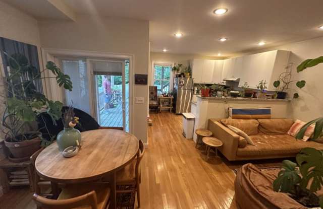 739 Somerville Ave. photos photos