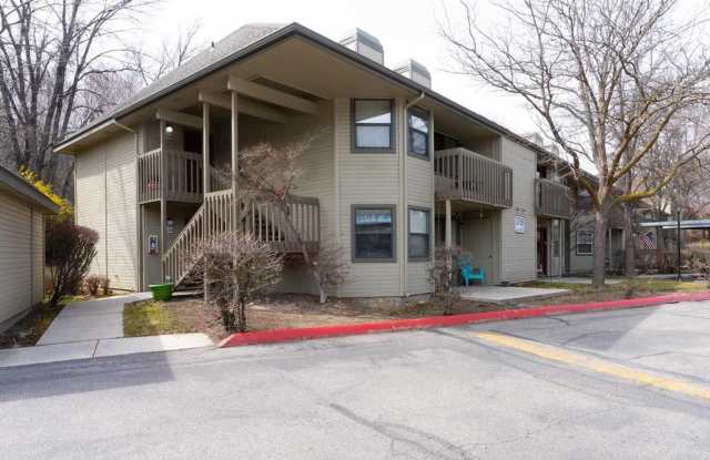 Wonderful apartment available with 2 primary bedrooms photos photos