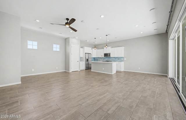 291 E MARKWOOD Drive Gallery 3