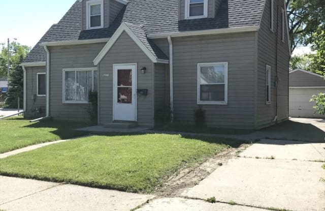 4875 N 27th Street - 4875 North 27th Street, Milwaukee, WI 53209