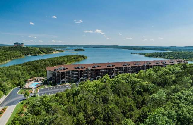 Lakeside 1 Bedroom 1 Bath Apartment - ASK ABOUT OUR RENT SPECIALS Gallery 3