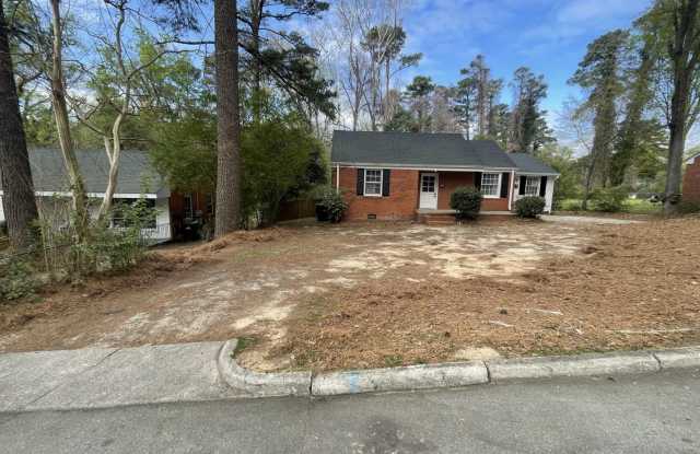 2 Bedroom 1 Bathroom Duplex Downtown Raleigh! - 318 Angier Avenue, Raleigh, NC 27610