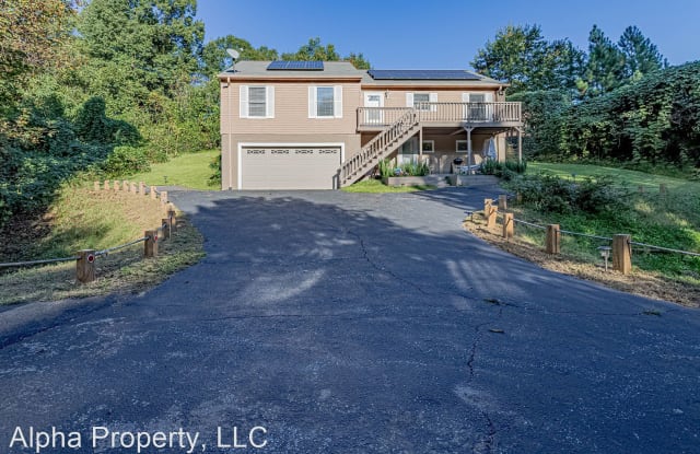 312 Lowndes Ave - 312 Lowndes Avenue, Greenville, SC 29607