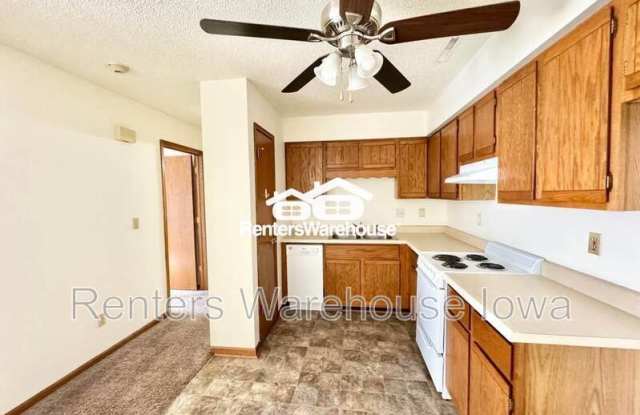 Oakwood Apts 55+ photos photos