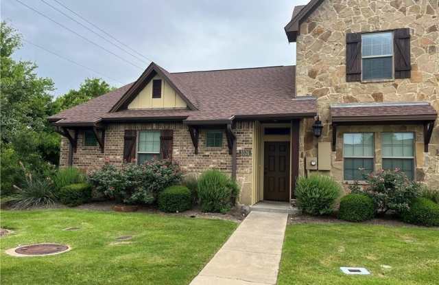 3326 Wakewell Court photos photos
