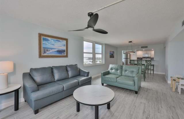 1400 GULF Boulevard Gallery 3