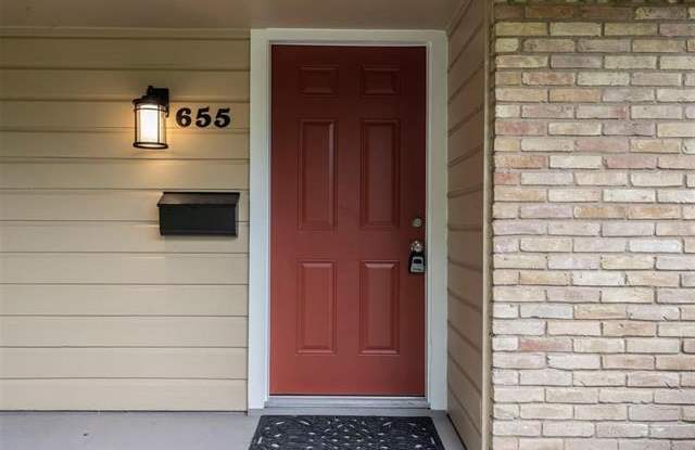 655 W Pentagon Parkway Gallery 2