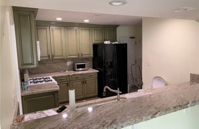 5440 Lindley Avenue - 5440 Lindley Avenue, Los Angeles, CA 91316