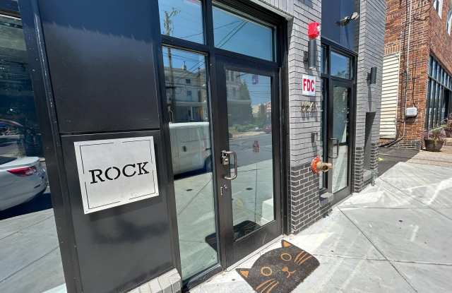 5542-44 Ridge Avenue photos photos 5542-44 Ridge Avenue photos photos