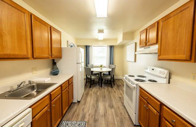 Woodridge Apartments Gallery 2