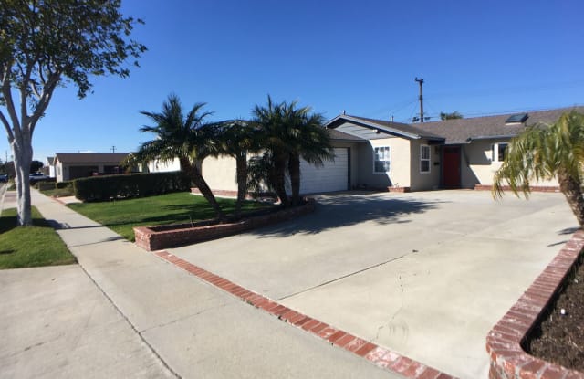 5131 Sisson Dr - 5131 Sisson Drive, Huntington Beach, CA 92649