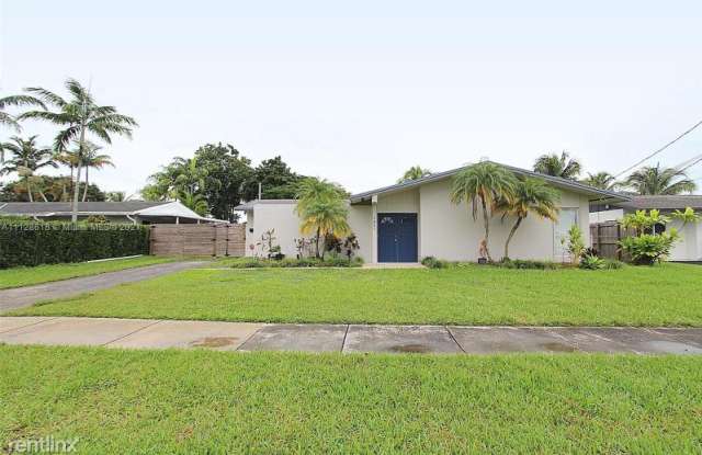 9831 SW 195th St # 9831 Gallery 3