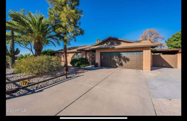 5250 West Harmont Drive photos photos
