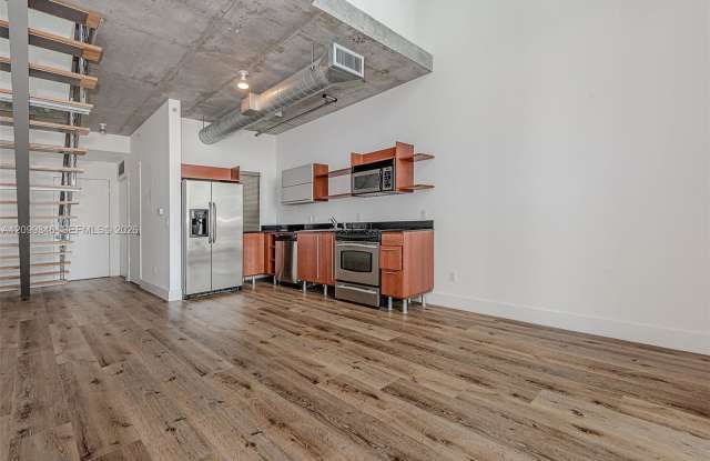 690 Sw 1st Ct Gallery 2