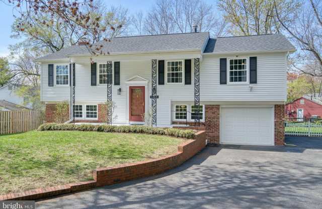 12805 POINT PLEASANT Drive Gallery 2