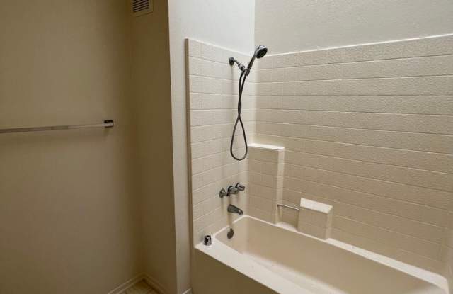 2 Bedroom 2.5 bath townhouse photos photos